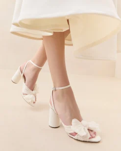 Camellia Beauty Pleated Bow Heel