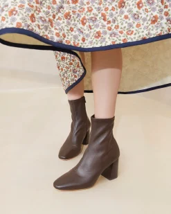 Elise Acorn Stretch Bootie