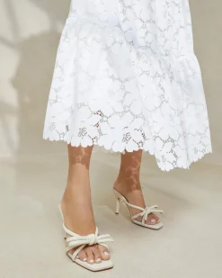 Margi Cappuccino Bow Heel